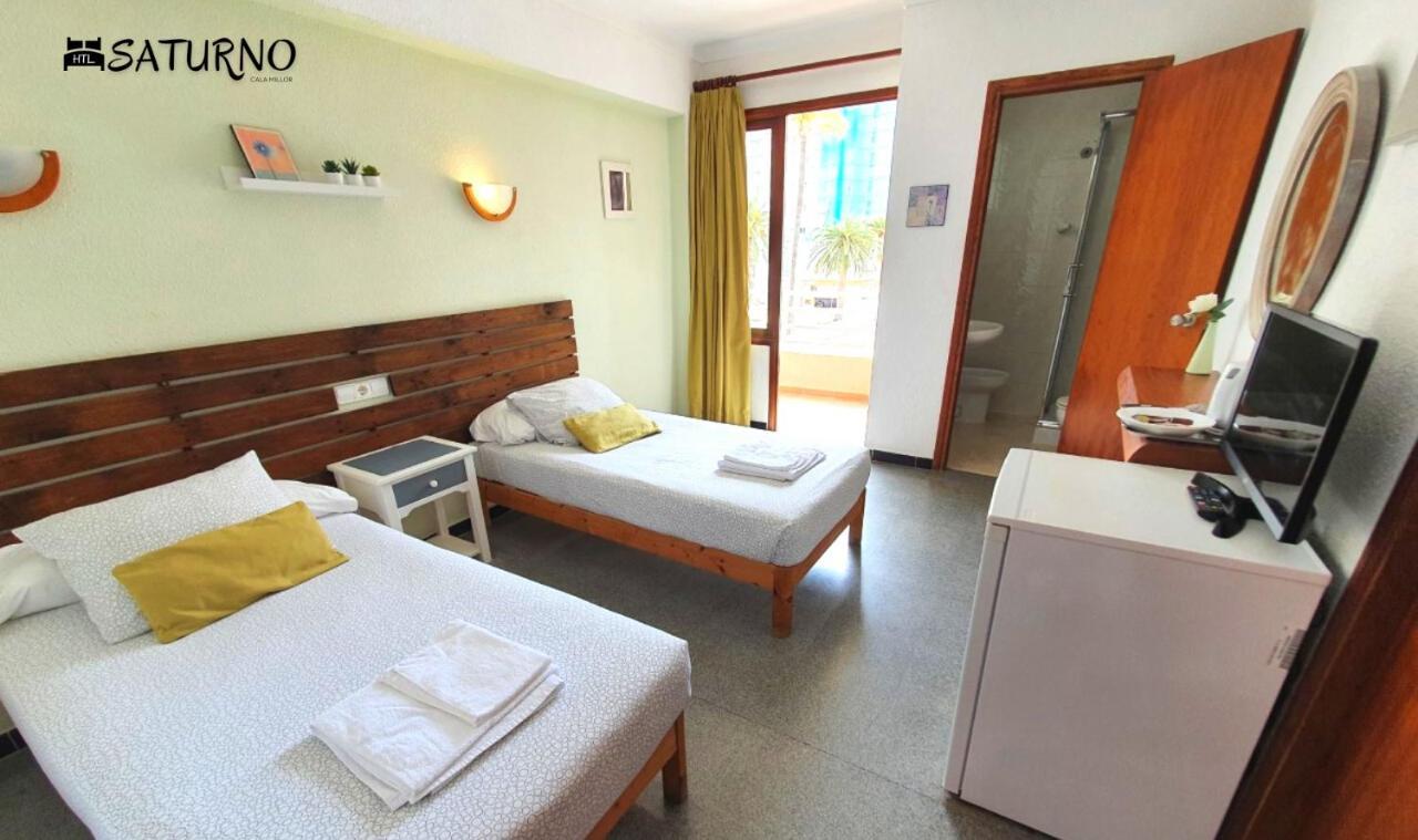 Hotel Saturno à Cala Millor  Extérieur photo