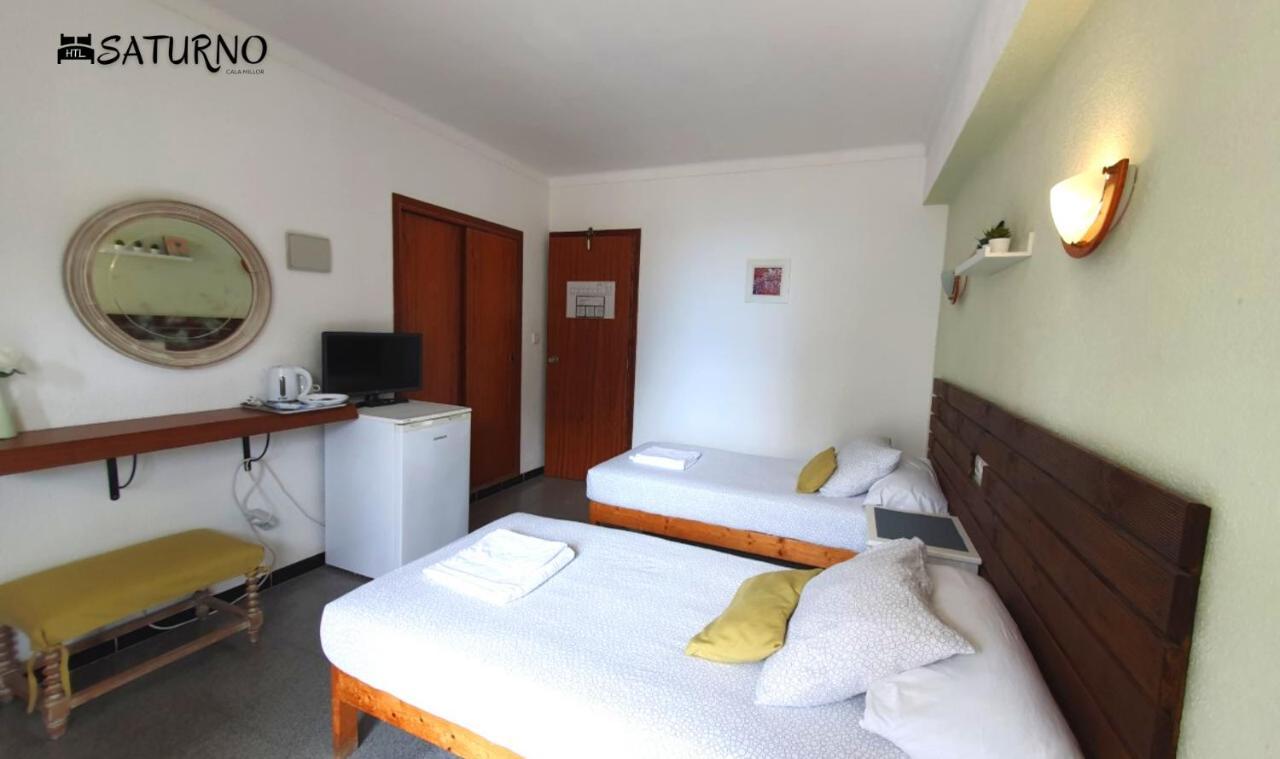 Hotel Saturno à Cala Millor  Extérieur photo